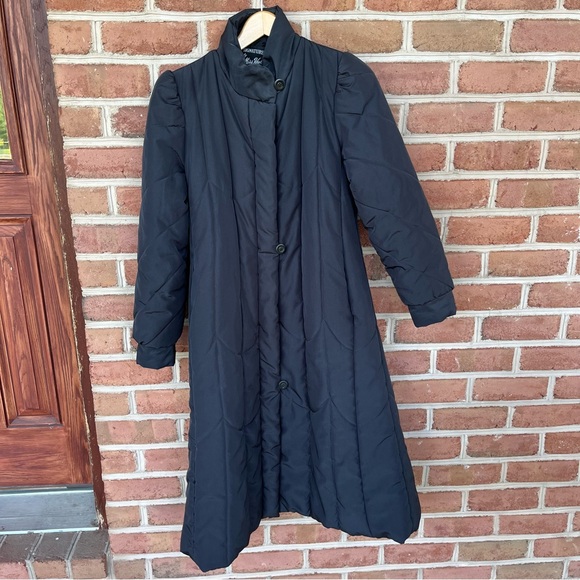 Vintage black puffer trenchcoat size: ladies small - Picture 1 of 10